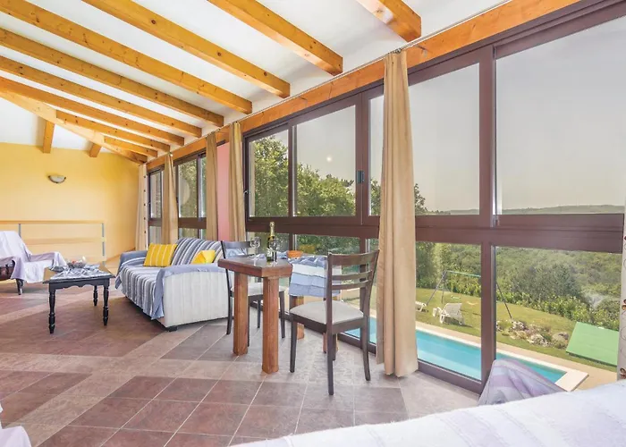 Awesome In Meloni With Sauna Σπίτι διακοπών Karojba